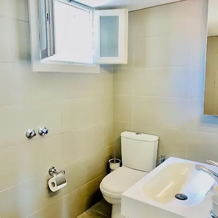 Aparthotel Filina House *