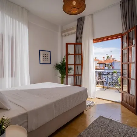 Filina House Apartahotel