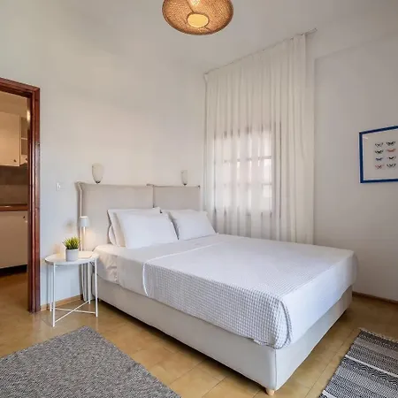 Filina House アパートホテル