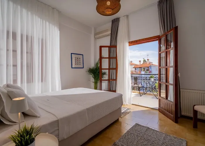 Filina House Apartahotel