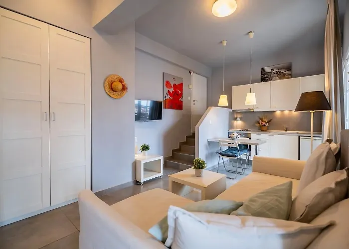 Filina House Apartahotel 3*